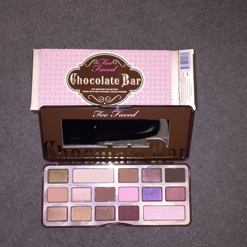 TOO FACED CHOCOLATE BAR PALETTE